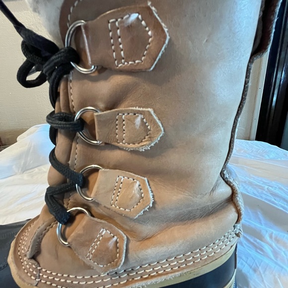 Sorel Caribou Boots - Picture 9 of 13